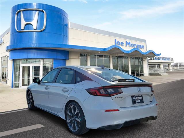 View vehicle photo 3