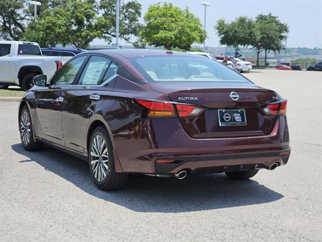 2024 Nissan Altima 2.5 SV 4