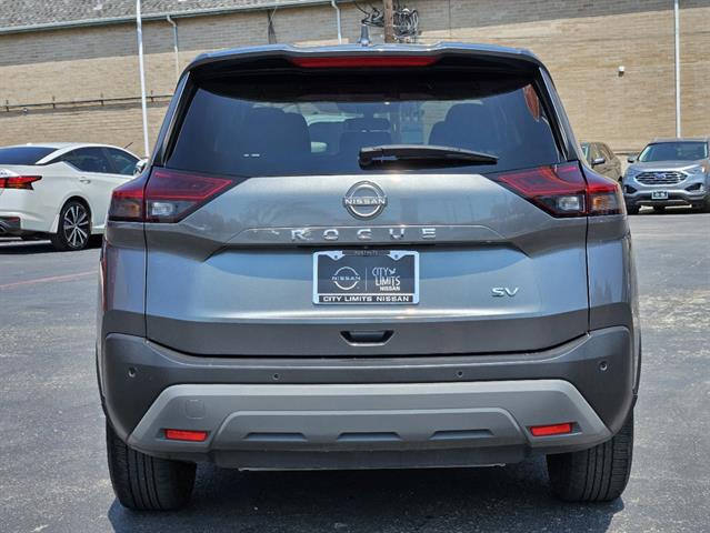 2023 Nissan Rogue SV 5