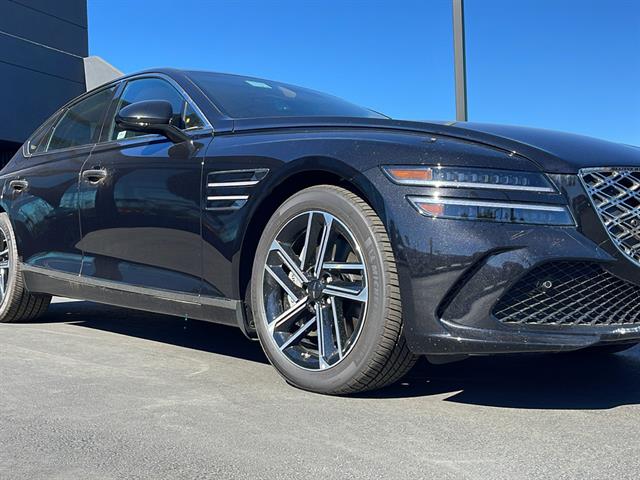 2025 Genesis G80 2.5T Advanced AWD 5