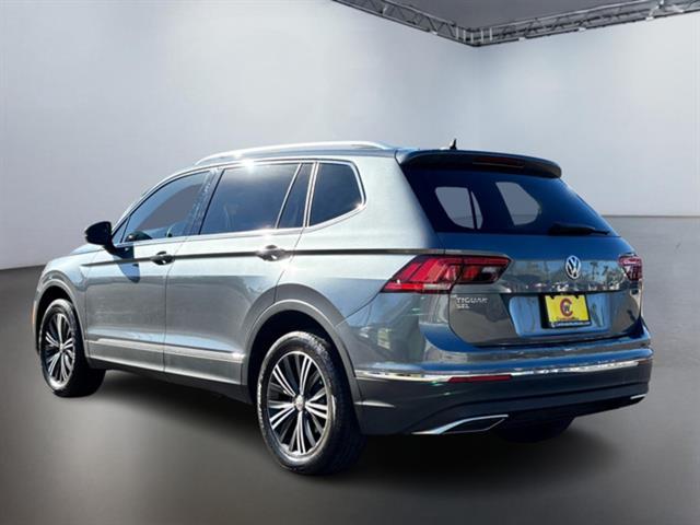 2018 Volkswagen Tiguan 2.0T SEL 10