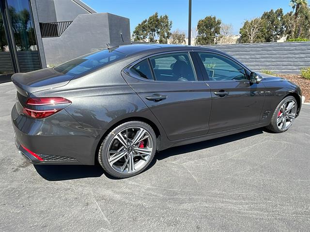 2025 Genesis G70 3.3T RWD Sport Advanced 4