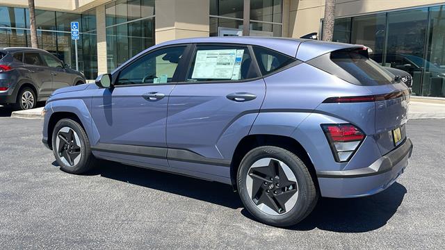 2024 Hyundai Kona Electric SE 11