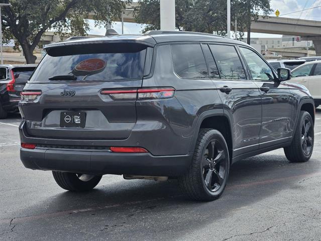 2023 Jeep Grand Cherokee L Altitude 5