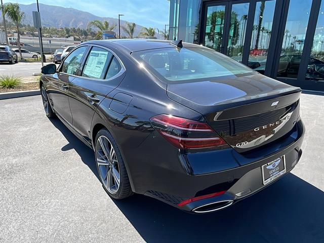 2025 Genesis G70 3.3T RWD Sport Advanced 8