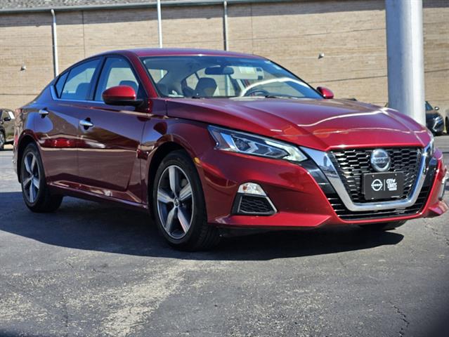 2021 Nissan Altima 2.5 SV 2