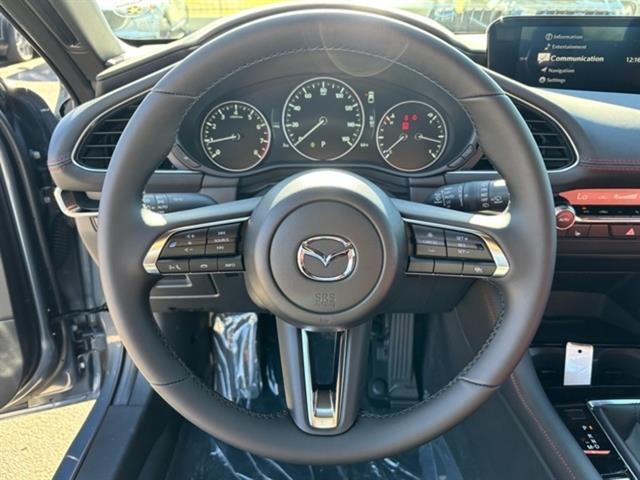 2025 Mazda Mazda3 Hatchback 2.5 S Carbon Edition 18