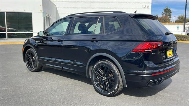 2022 Volkswagen Tiguan 2.0T SE R-Line Black 11