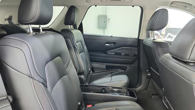 car-gallery-32