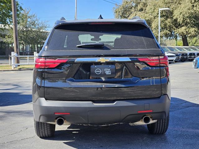 2023 Chevrolet Traverse LT Leather 4