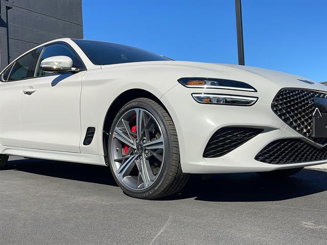 2025 Genesis G70 2.5T RWD 5