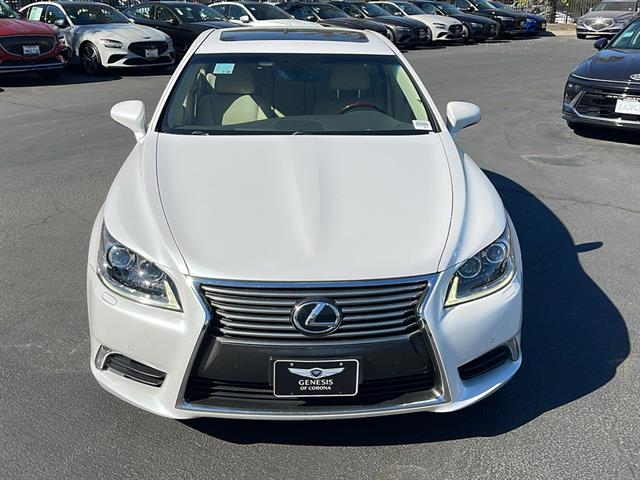 2016 Lexus LS 460 Base 2