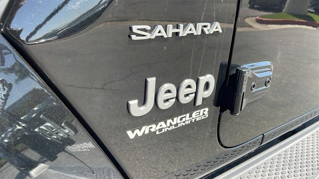 2018 Jeep Wrangler Unlimited Sahara 15