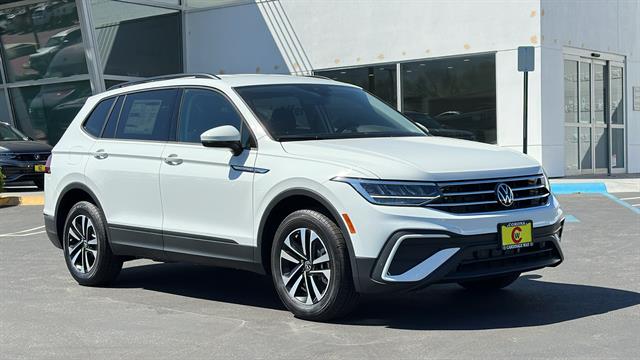 2024 Volkswagen Tiguan S 2