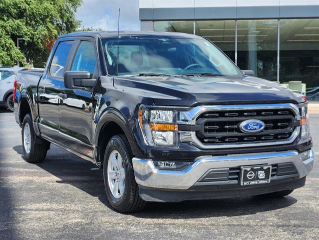 2023 Ford F-150 XLT 2