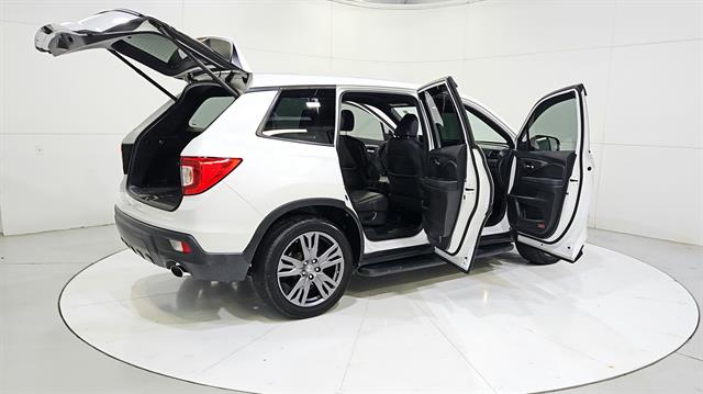 car-gallery-32