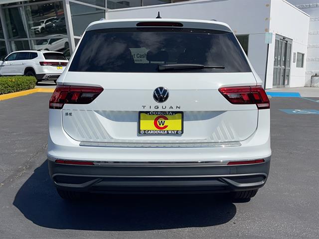 2024 Volkswagen Tiguan SE 9