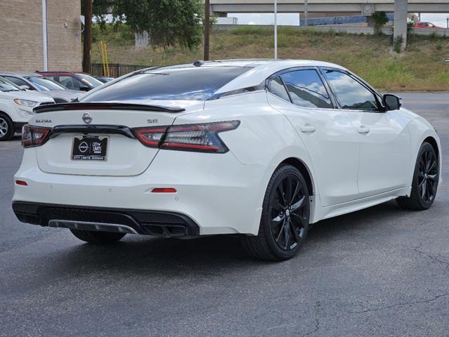 2021 Nissan Maxima SR 5