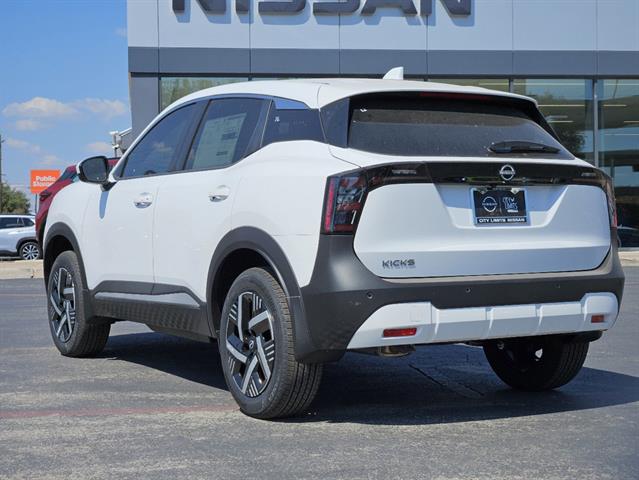 2025 Nissan Kicks SV 3