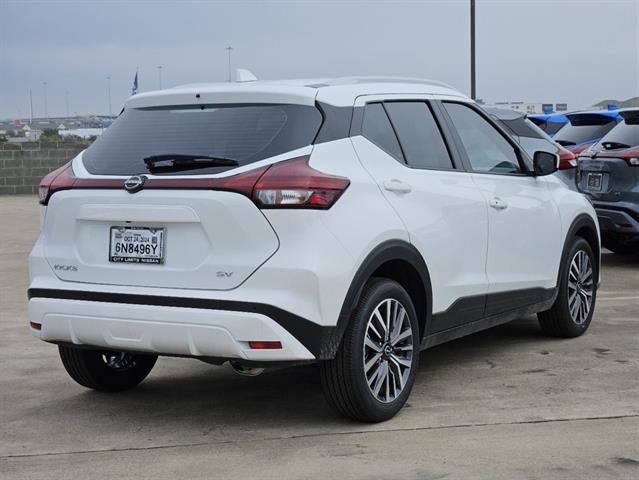 2024 Nissan Kicks SV 5