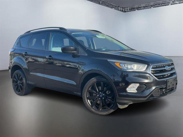 2017 Ford Escape SE 2