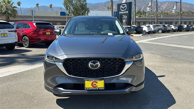 2025 Mazda CX-5 2.5 S Preferred Package 4