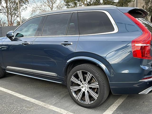 2021 Volvo XC90 T6 Inscription 7-Passenger 6