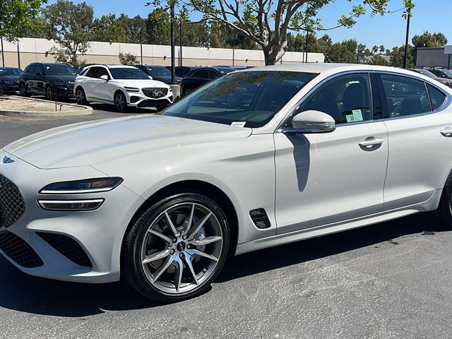 2024 Genesis G70 2.5T Standard 13