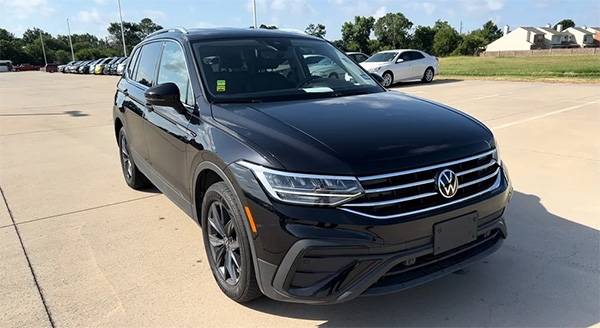 2023 VOLKSWAGEN TIGUAN SE