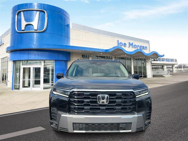 View vehicle photo 2