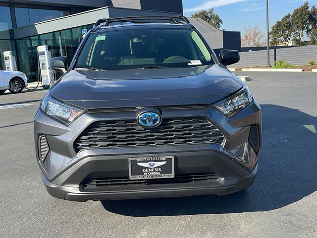 2021 Toyota RAV4 LE 3