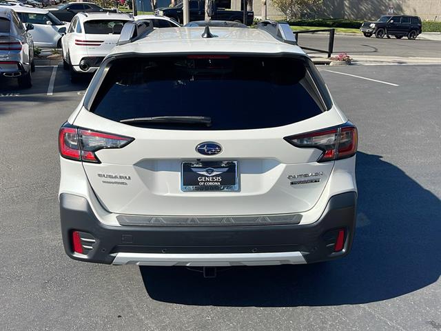 2021 Subaru Outback Touring XT 8