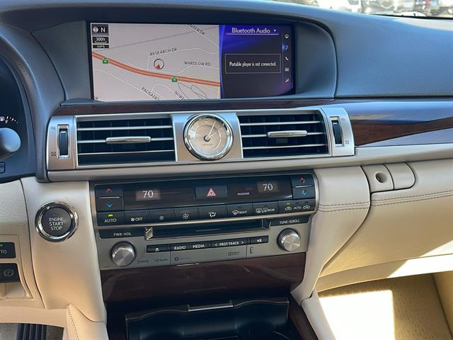 2016 Lexus LS 460 Base 19