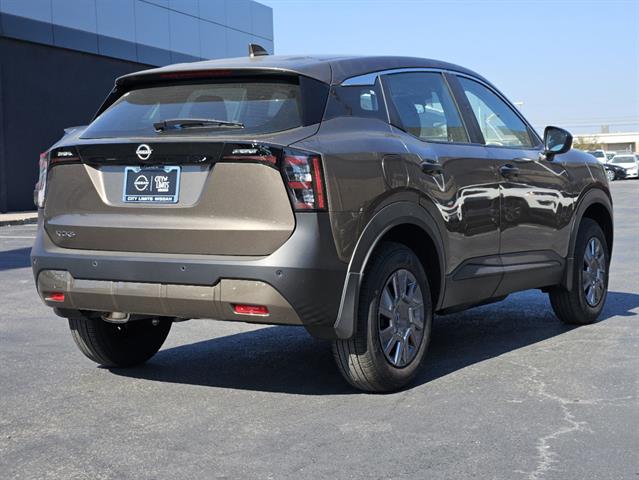 2025 Nissan Kicks S 5