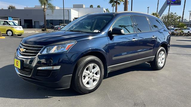 2015 Chevrolet Traverse LS 13