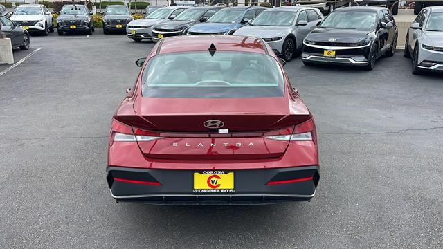 2024 Hyundai Elantra SEL 8