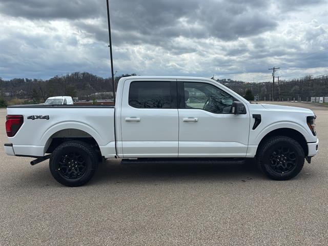 View vehicle photo 5