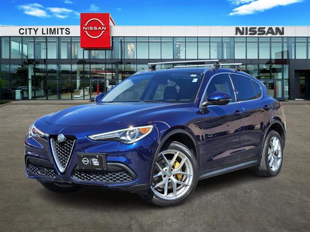 2018 Alfa Romeo Stelvio Ti 1