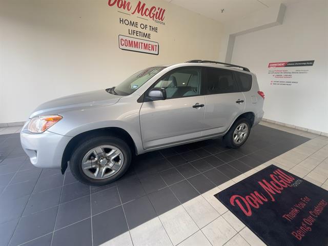 Toyota RAV4's photo