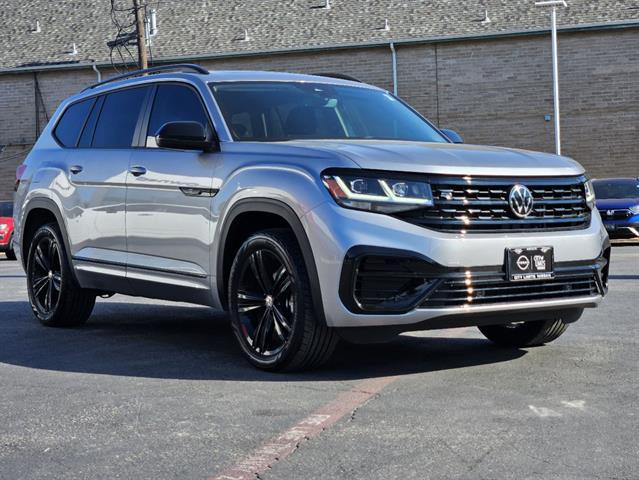 2023 Volkswagen Atlas 3.6L V6 SEL R-Line Black 2