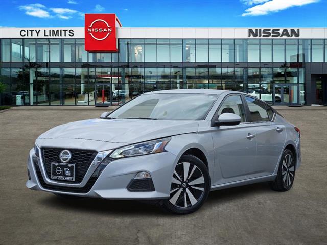 2021 Nissan Altima 2.5 SV 1