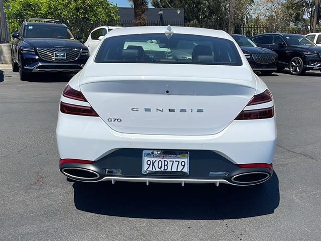 2024 Genesis G70 2.5T Standard 9