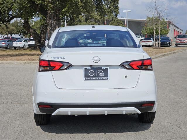 2025 Nissan Versa S 4