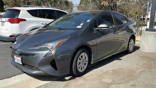 2018 Toyota Prius Two 4dr Hatchback 6