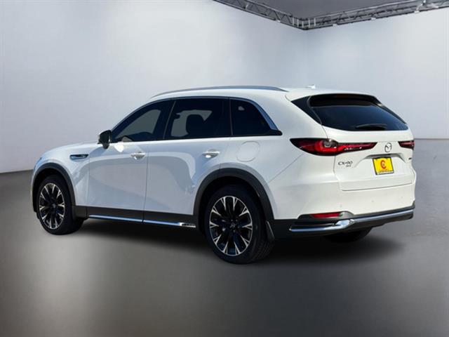 2024 Mazda CX-90 PHEV Premium Plus 9