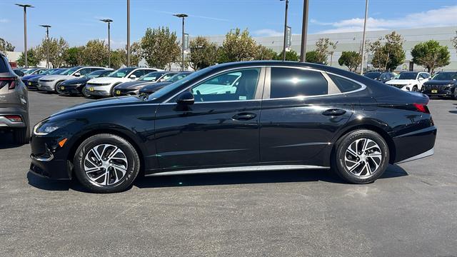 2022 Hyundai Sonata Hybrid Blue 12