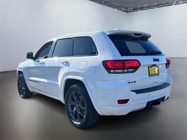 2021 Jeep Grand Cherokee 80th Anniversary Edition 10