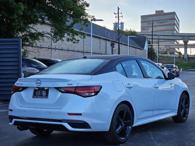 2024 Nissan Sentra SR 4