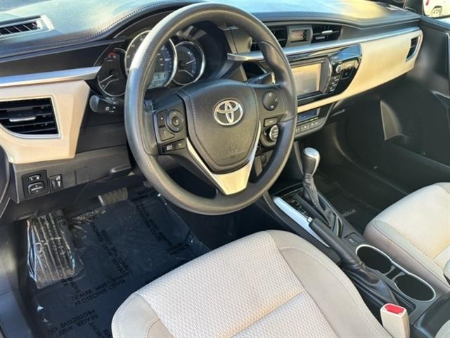 2015 Toyota Corolla LE 4dr Sedan 20