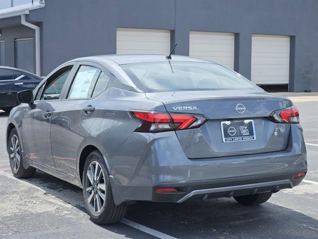 2024 Nissan Versa S 3